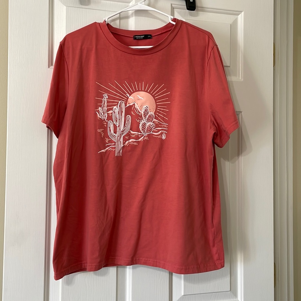 SHEIN T-Shirt